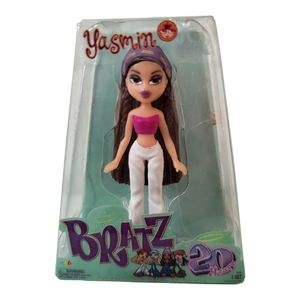 Bratz Minis Flashback Series 1 Yasmin